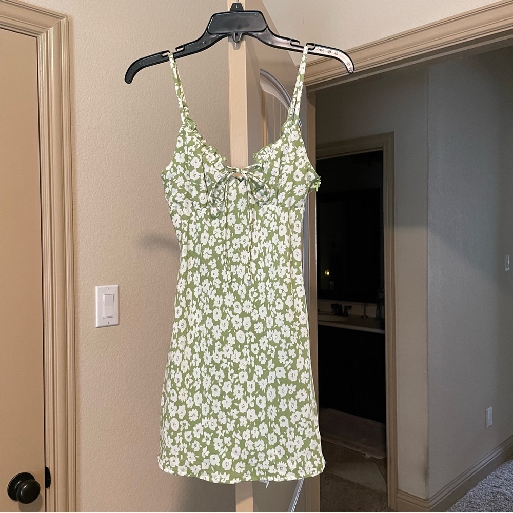Princess Polly Green Floral Mini Dress US size 2
